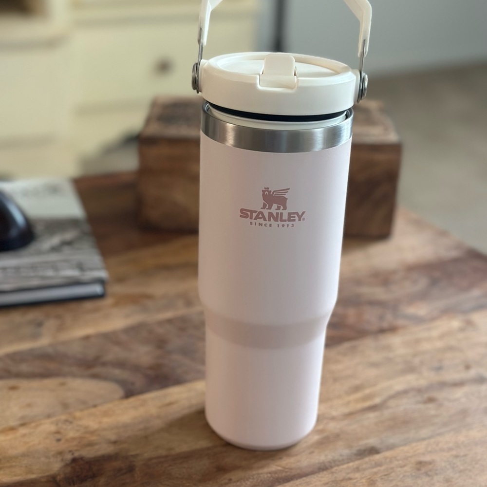 Stanley Quencher Rose Quartz 30 oz. Ice Flow